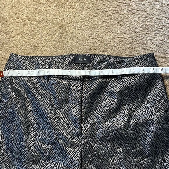 WhiteHouseBlackMarket The Slim Ankle Women’s pants Size 6. Zebra Print. - Picture 2 of 7